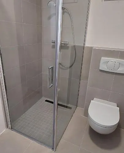 Süßes Gästehäuschen In 1a Lage